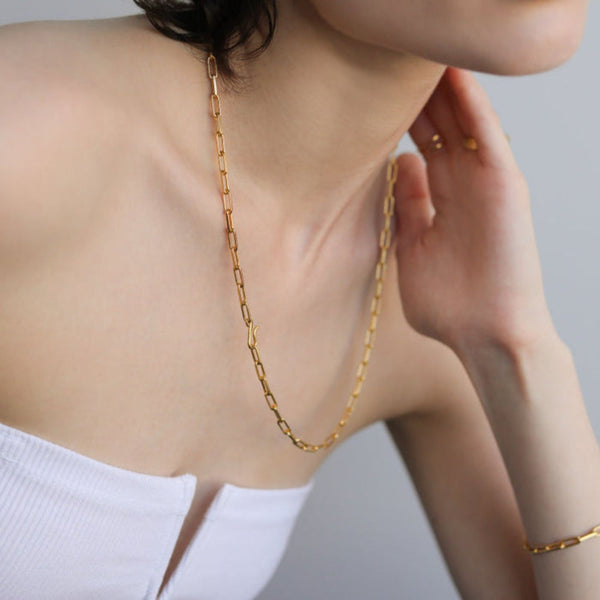 “Trending Skin-Friendly, Lightweight, and Designed 22K Gold-Plated Chain for Long-Term Use”
