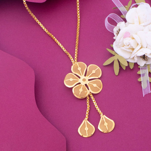 Charming Flower Shape Gold-Plated Necklace Chain For Women and Girls