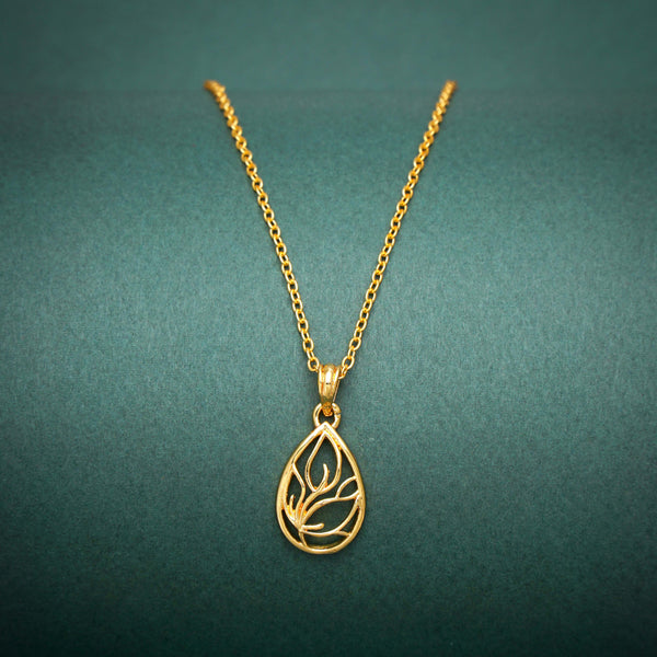 Leafe shape 22K Gold Plated Necklace Chain Pendent For Women and Girls